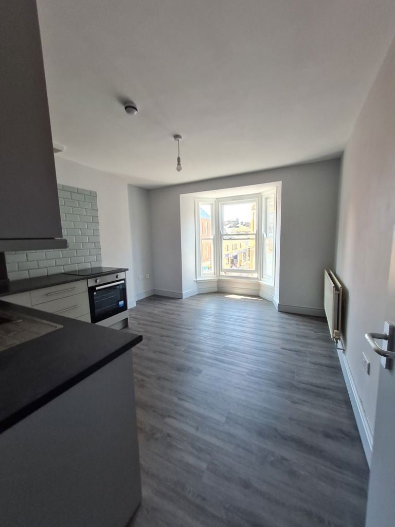 Flat Cambrian Street in Aberystwyth