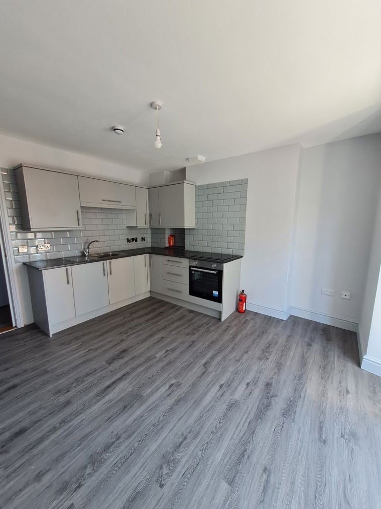 Flat Cambrian Street in Aberystwyth