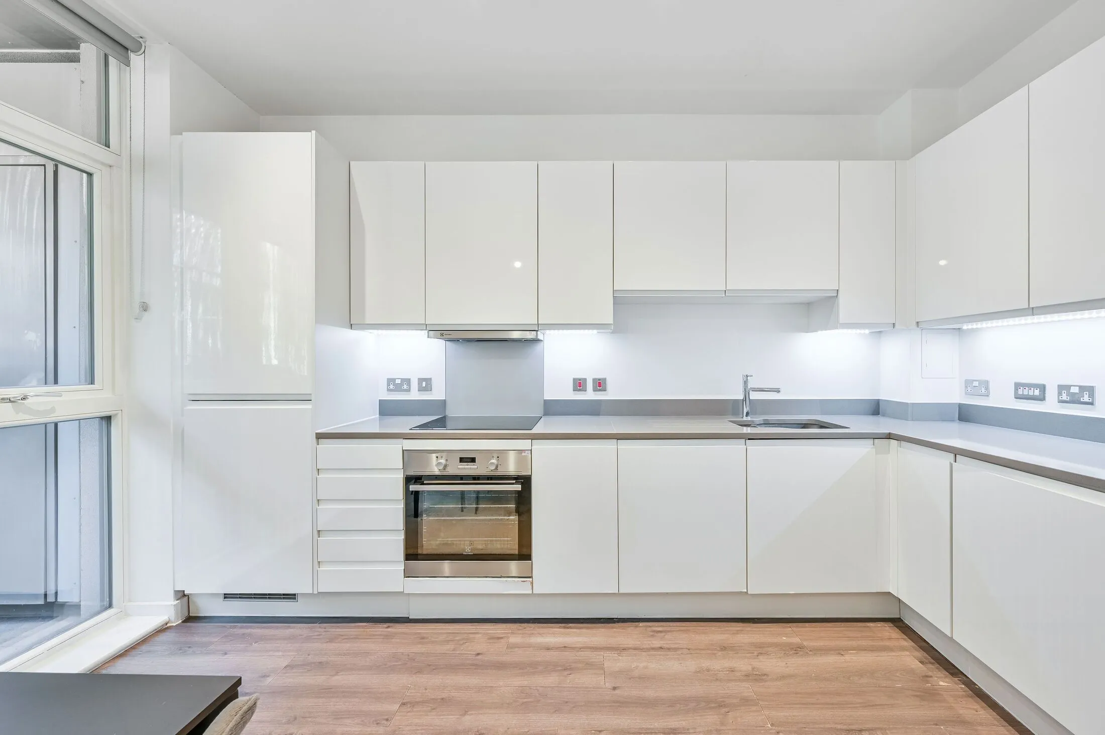 Flat Childeric Road in Greater London