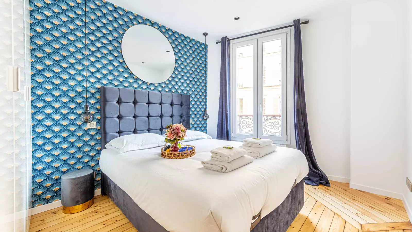 Flat Rue Baron in Paris