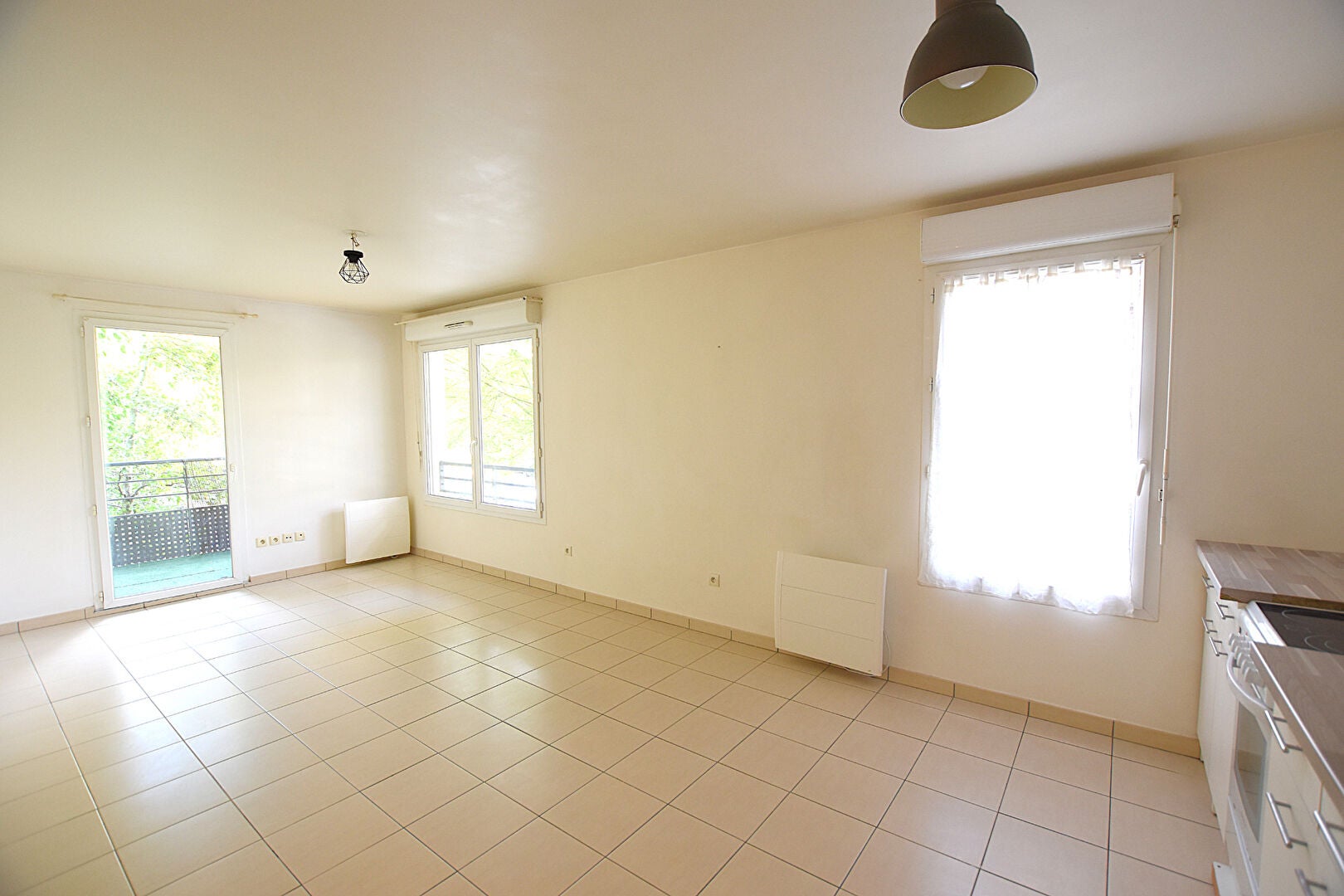 Flat Boulevard des Explorateurs in Cergy