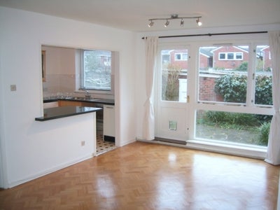 Flat Lawnside in Greater London