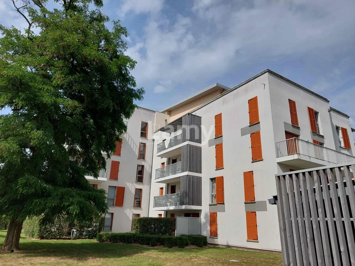 Flat Rue Pierre Courtade in Trappes