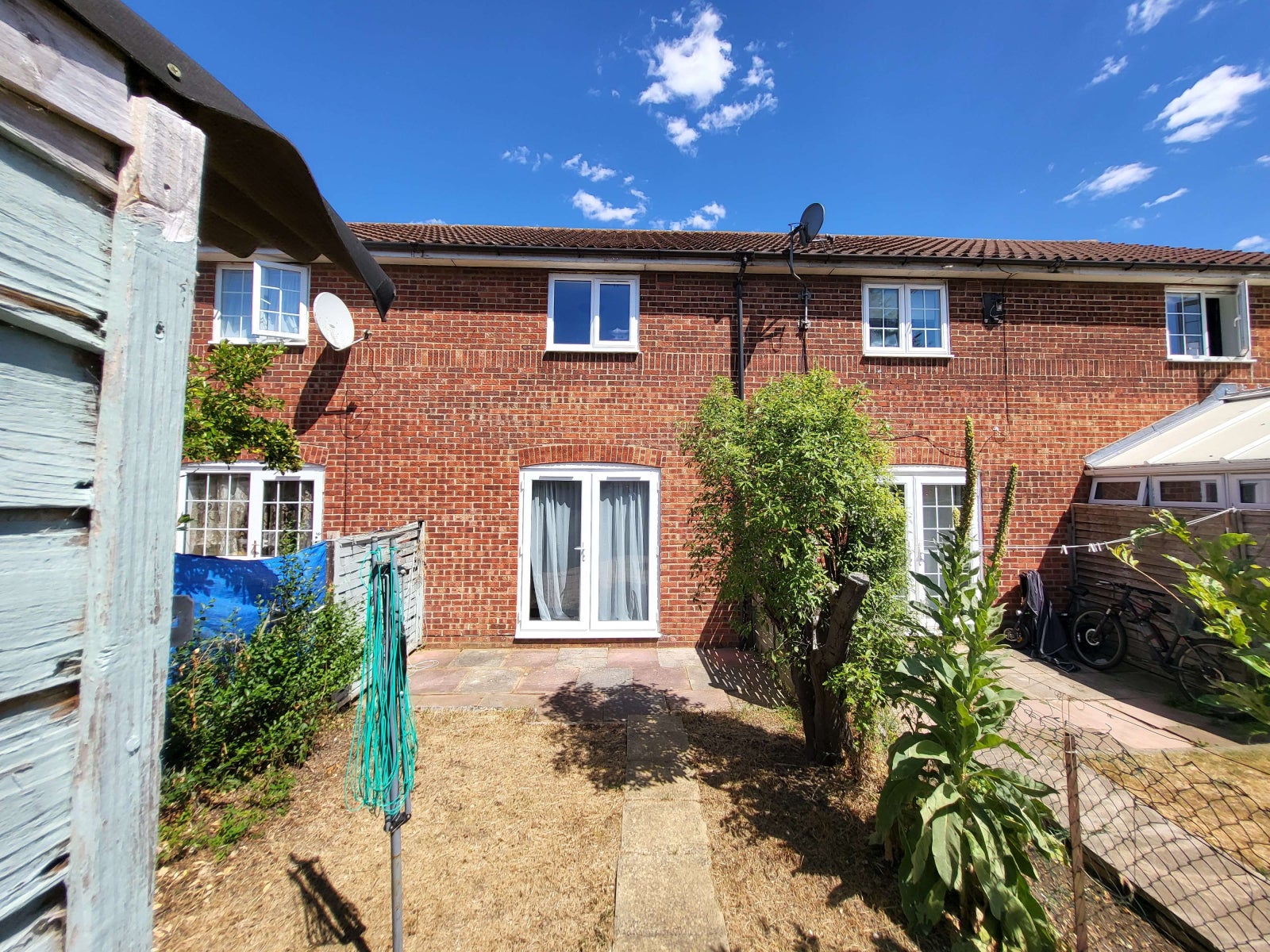 House Abbey Walk in Houghton Regis