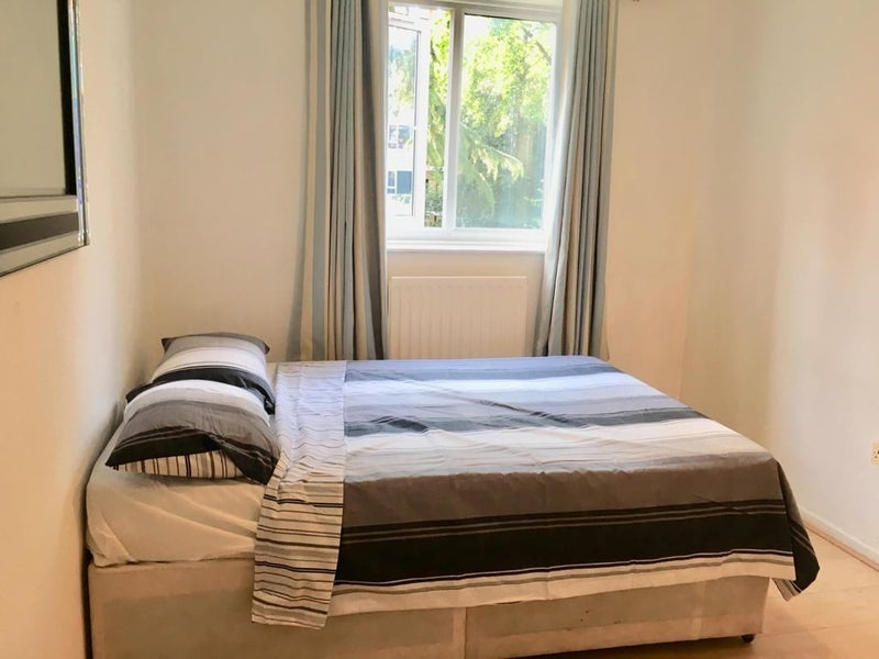 Room Hayward Gardens in Greater London