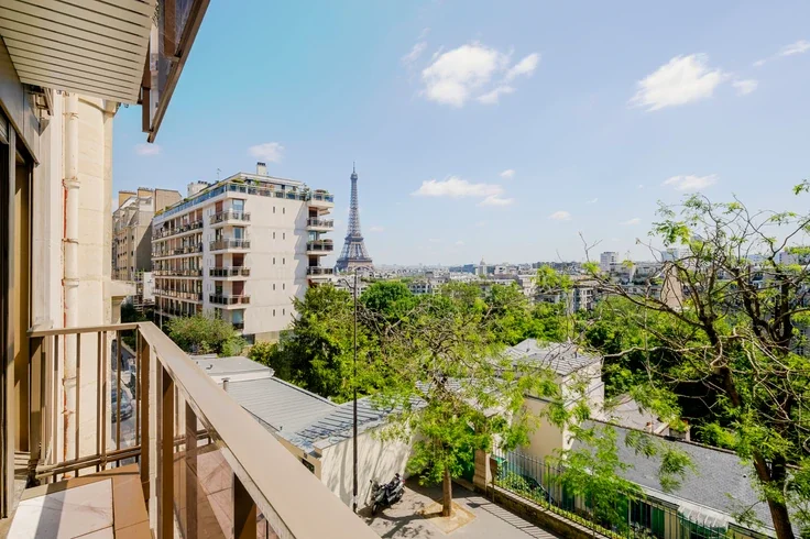 Appartement Rue Raynouard à Paris
