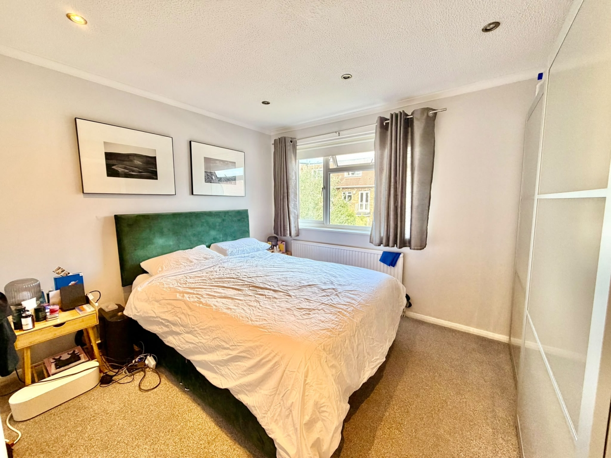 House Aspen Close in Greater London