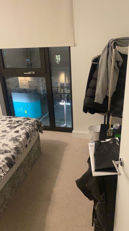 Room Atlantic Crescent in Greater London