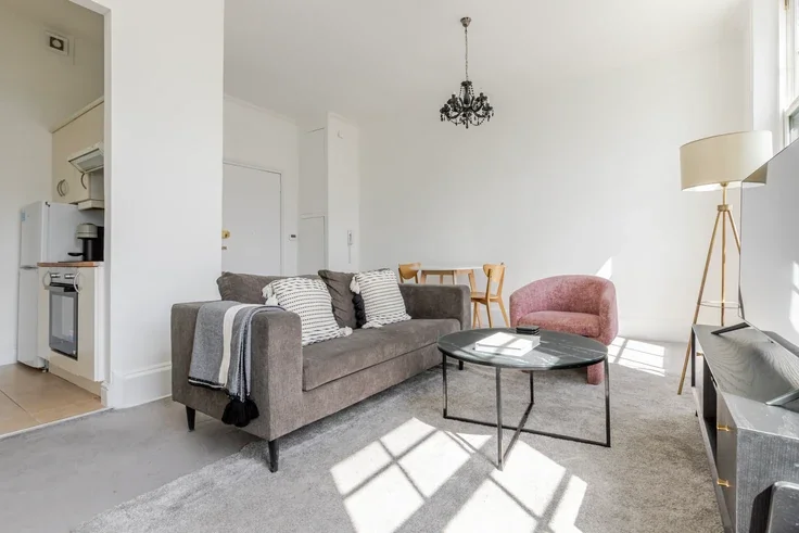Flat Westbourne Grove in City of Westminster
