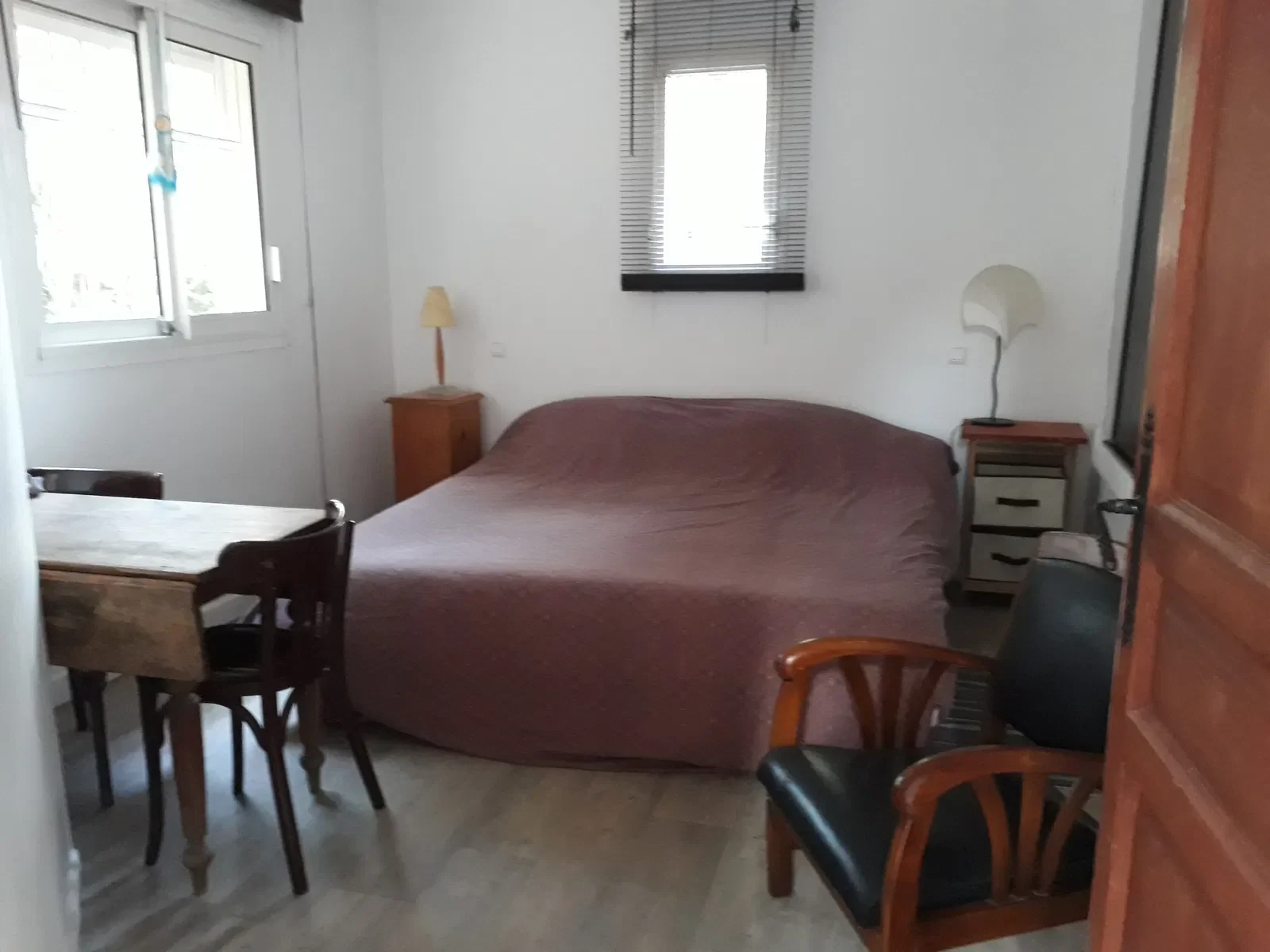 Room Avenue du Matelad in La Ciotat