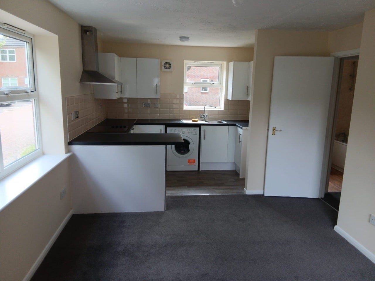 Flat Dudley Close in Grays