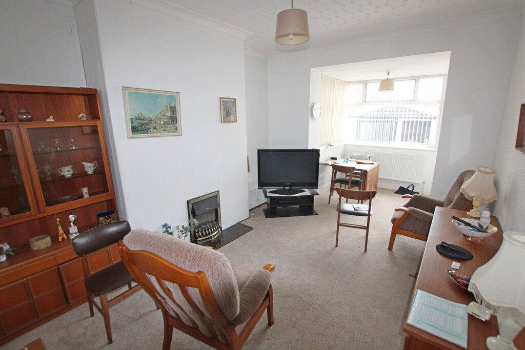 Room Queensborough Road in Hyndburn