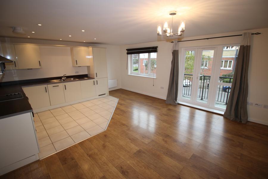 Flat Ercolani Avenue in High Wycombe Community Board