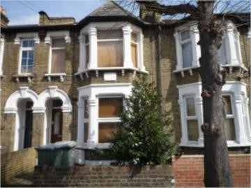 House Hall Road in Greater London