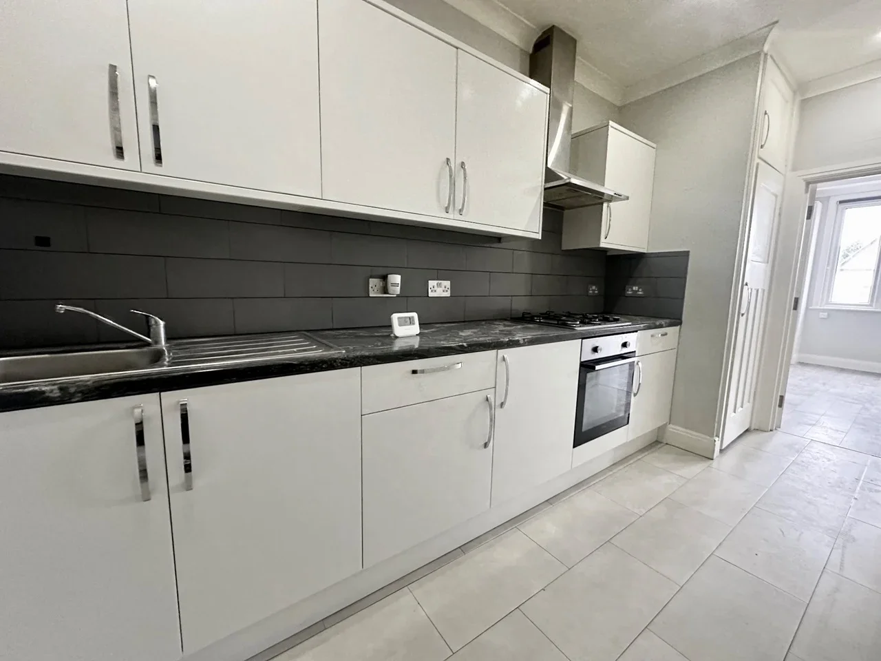 Flat Downham Way in Greater London
