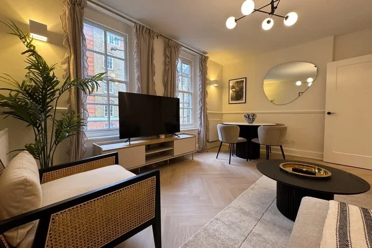Flat Clerkenwell Road in Greater London