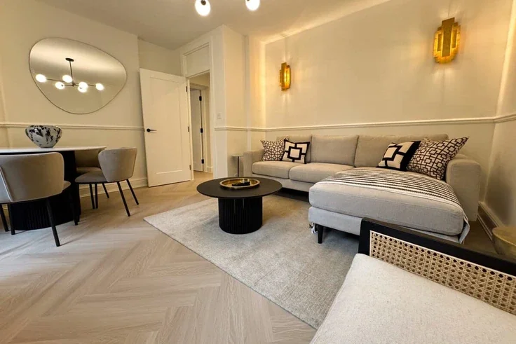 Flat Clerkenwell Road in Greater London