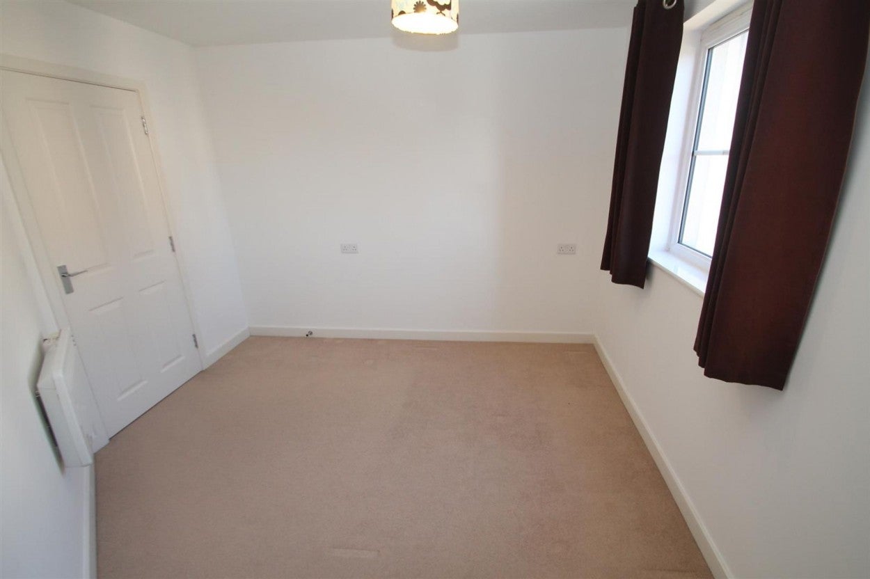 Flat Whistle Road in Warmley