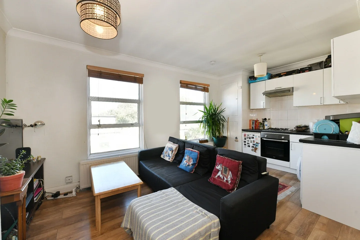 Flat Park Road in Greater London