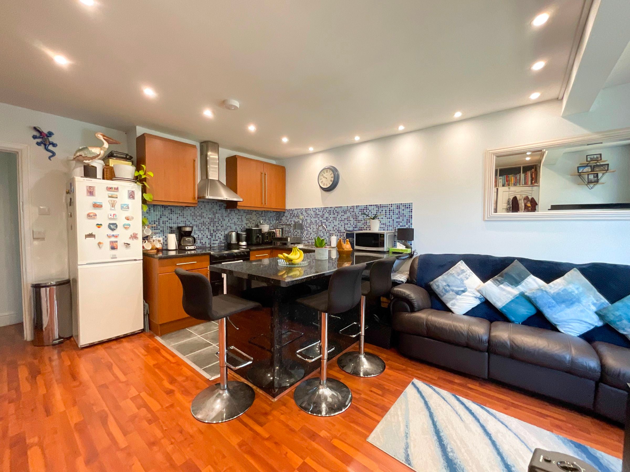 Flat Carlton Avenue in Southend-on-Sea