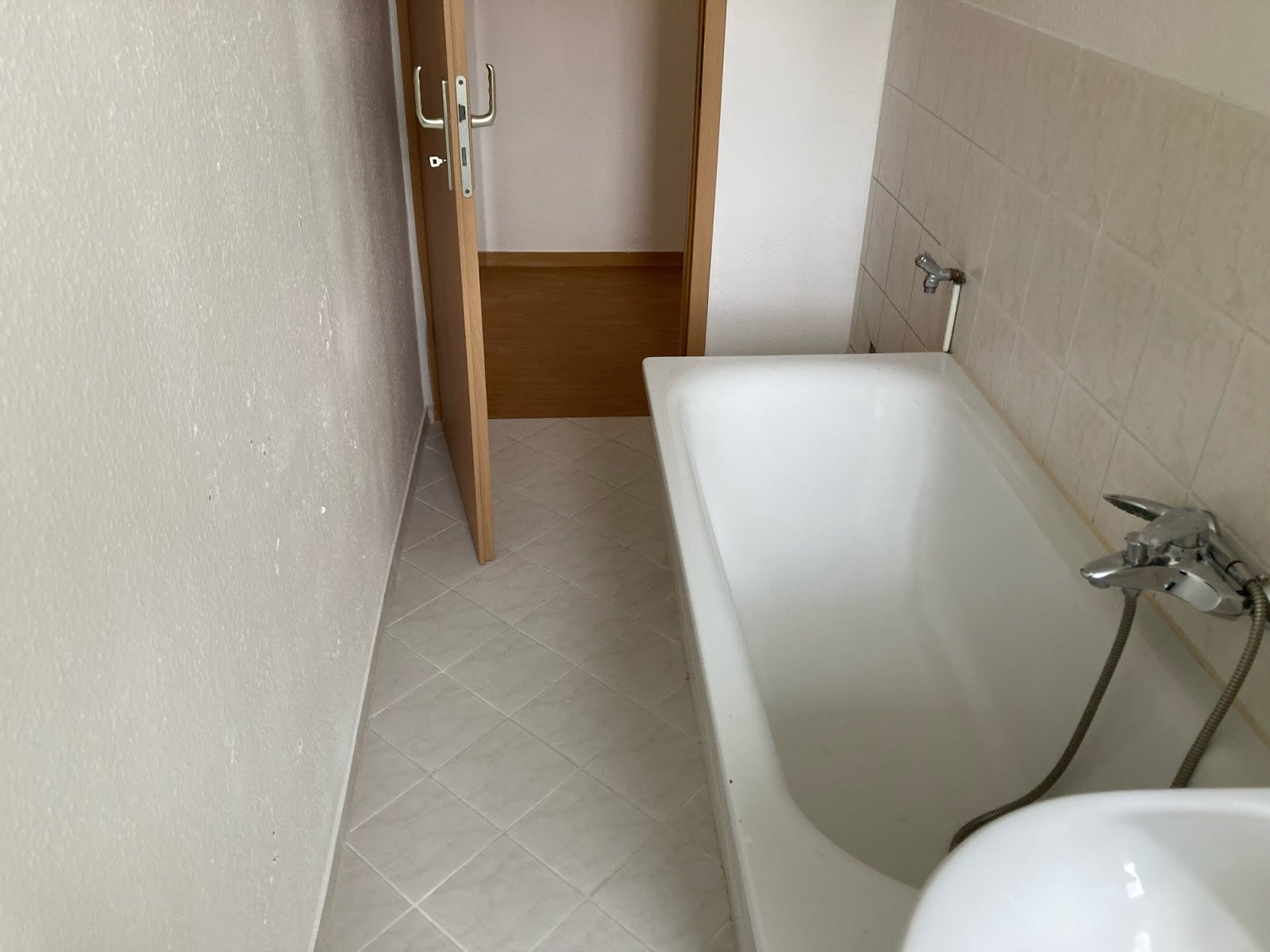 Zimmer Neuer Sülzeweg in Magdeburg