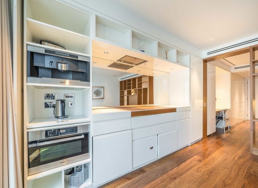 Flat Moor Lane in City of London