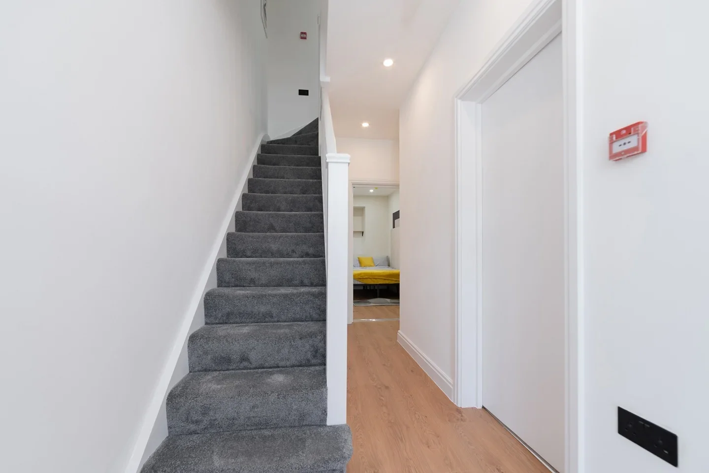 Room Frognal Avenue in Greater London