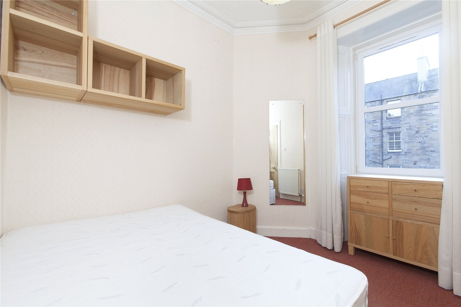 Flat Milton Street in City of Edinburgh