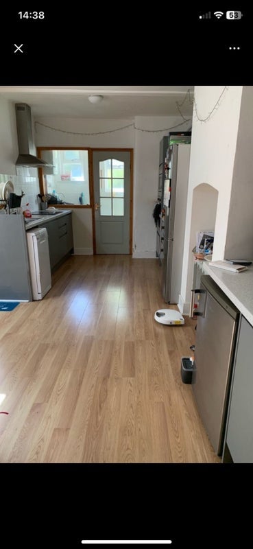 Room Kirk Lane in Greater London