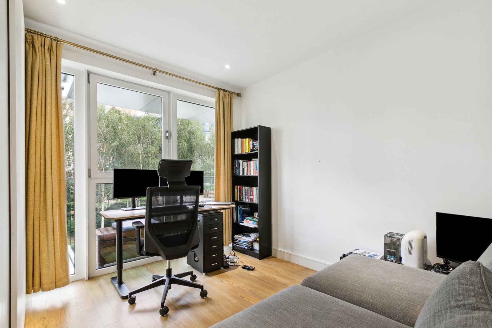 Flat Wandsworth Road in Greater London