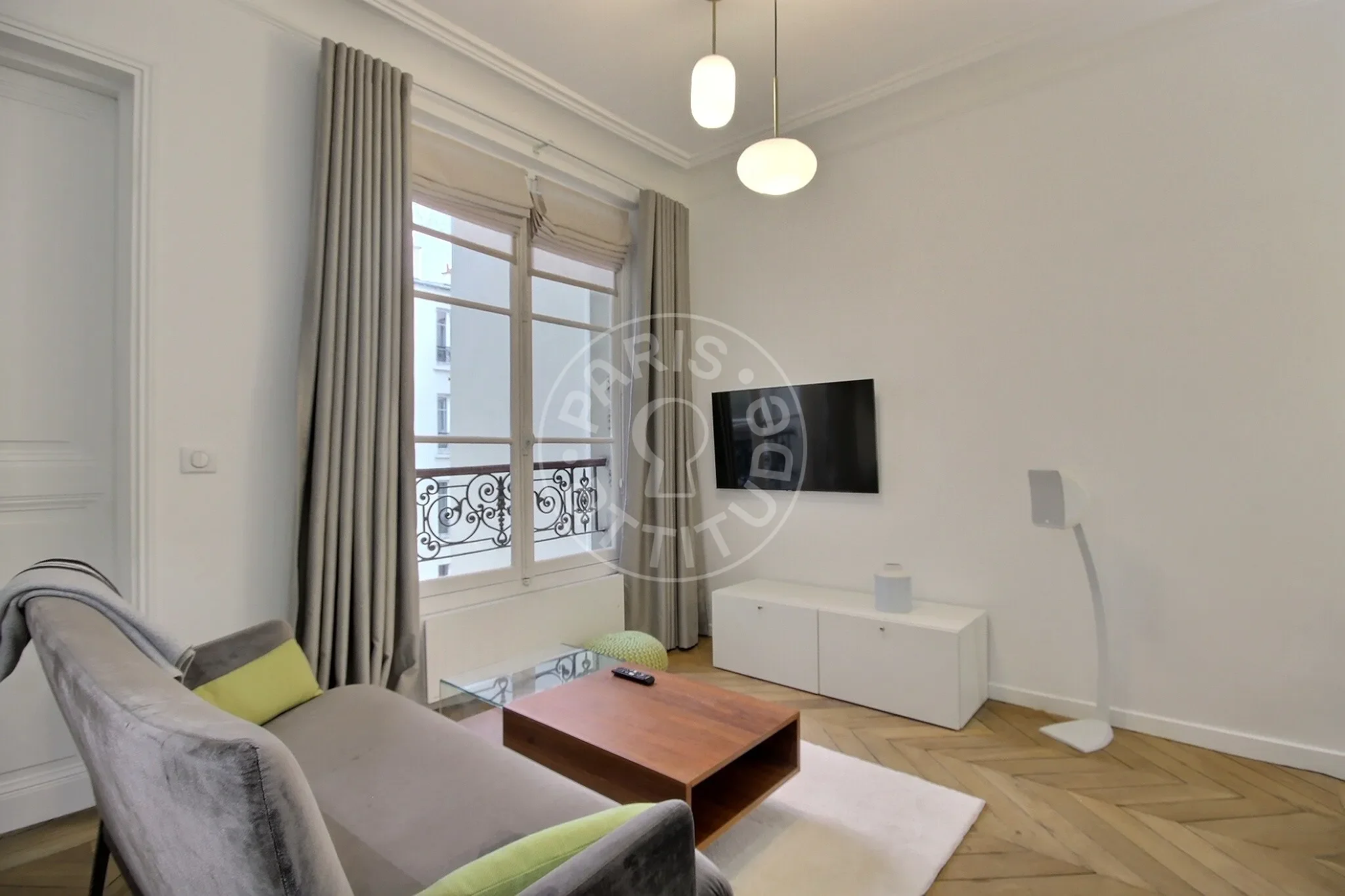 Flat Boulevard de Magenta in Paris