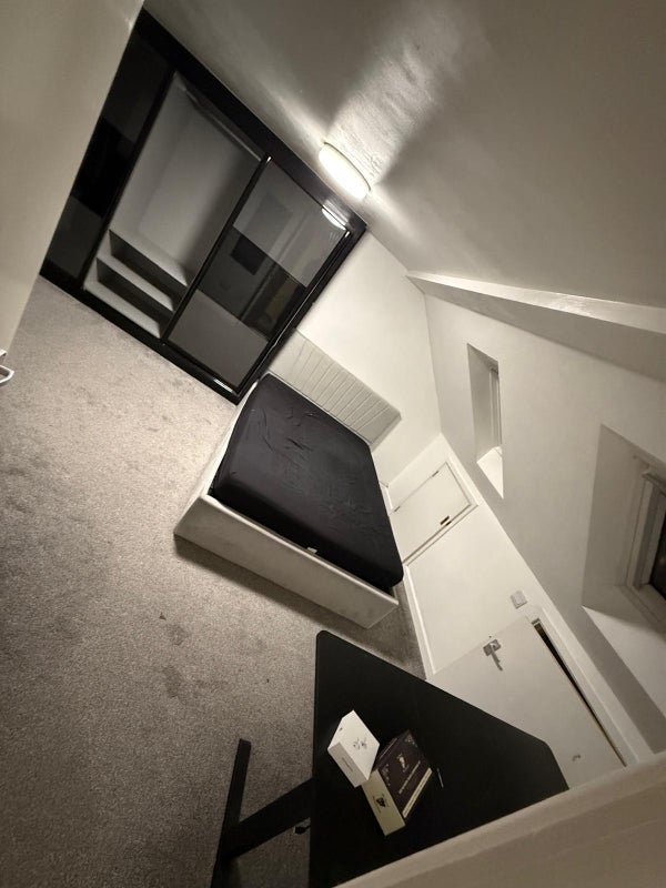 Room Sutton Road in Greater London