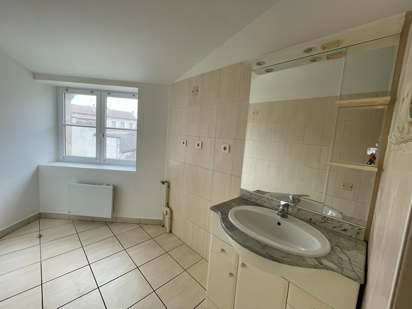 Appartement Rue du Colonel Dumont Saint-Priest à Fontenay-le-Comte