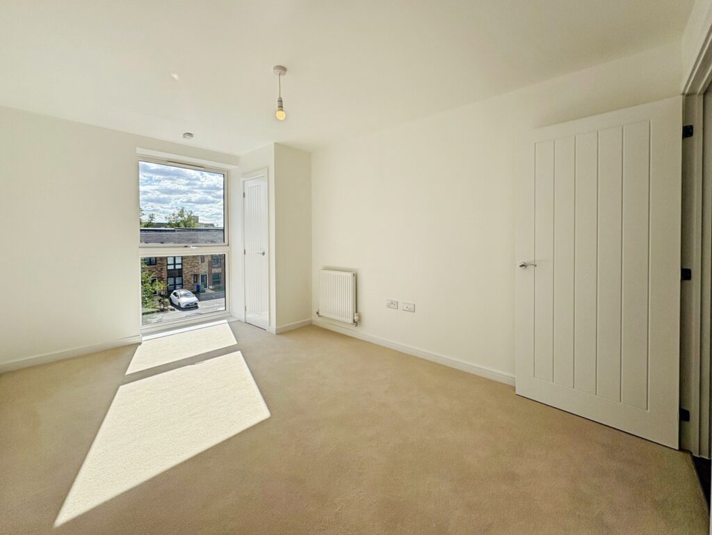 Flat Invincible Road in Rushmoor