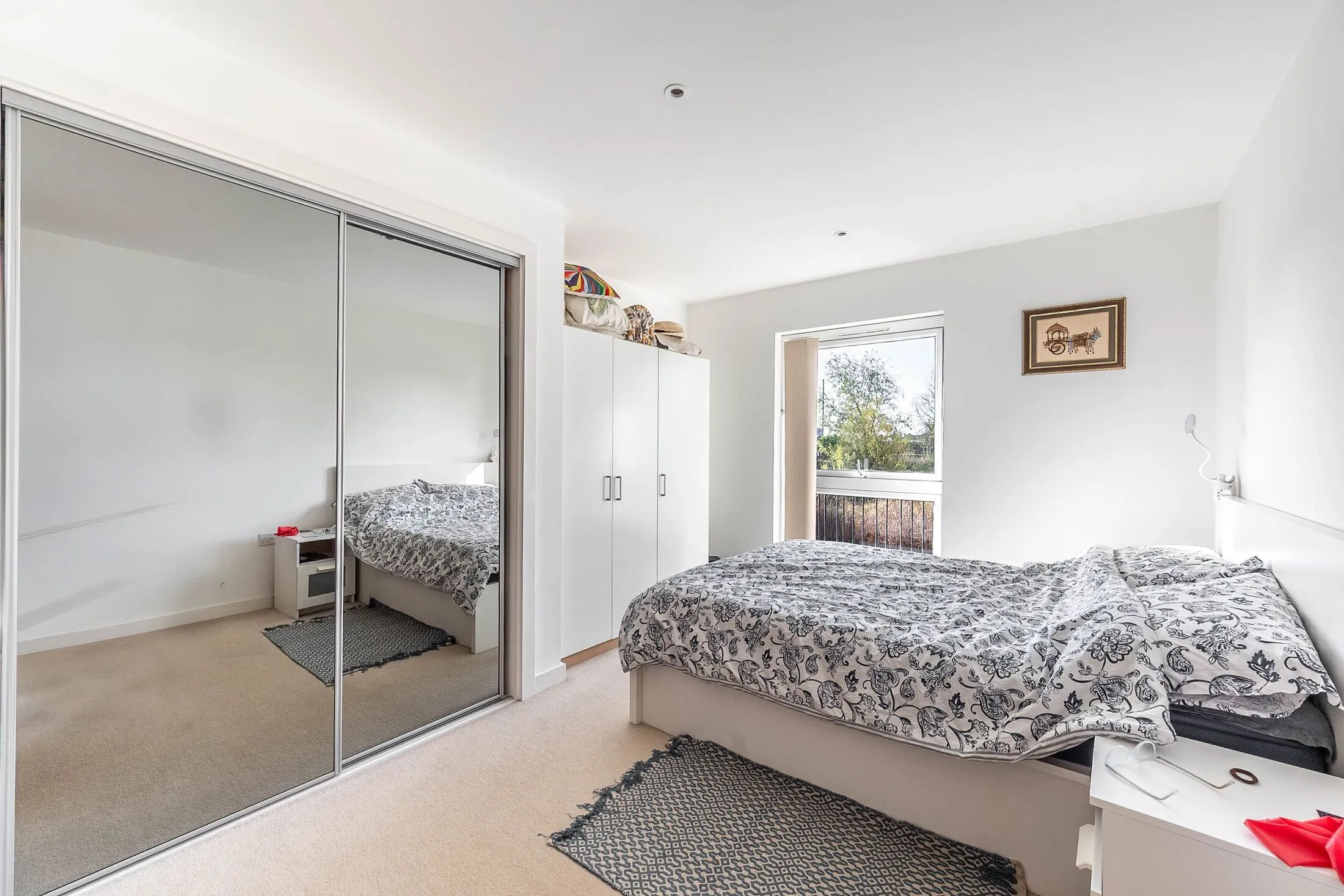 Flat Howard Road in Greater London