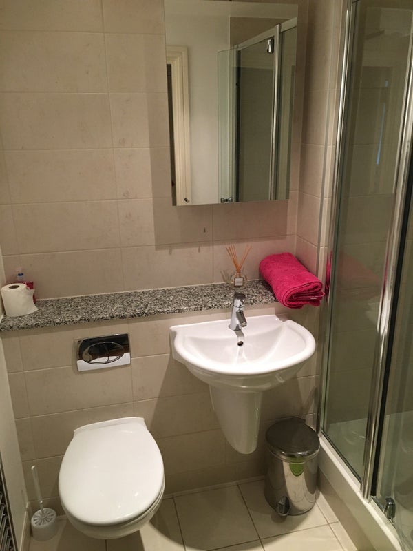 Room Argyll Road in Greater London