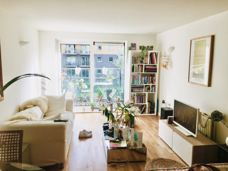 Room Argyll Road in Greater London