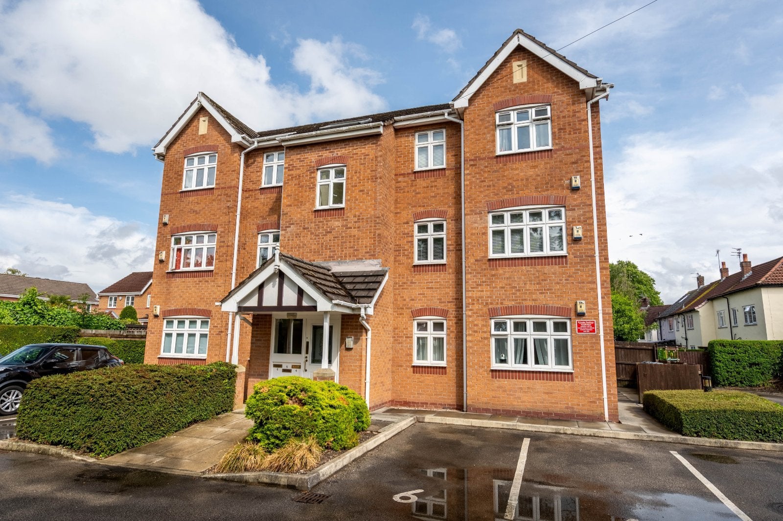 Flat Porlock Road in Manchester