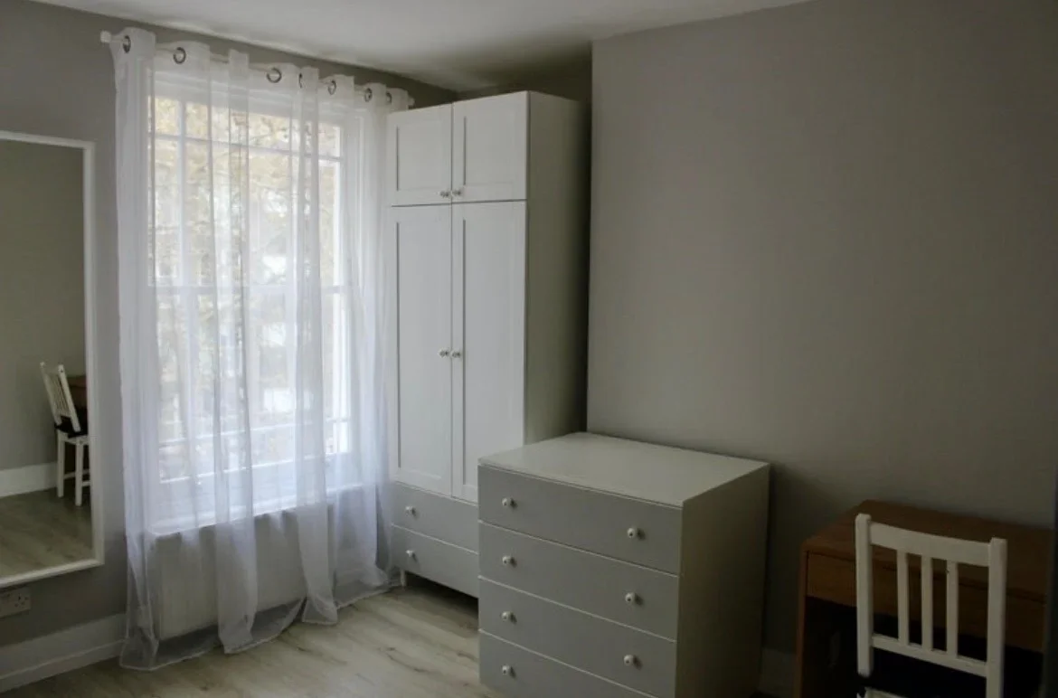 Room New Cross Road in Greater London