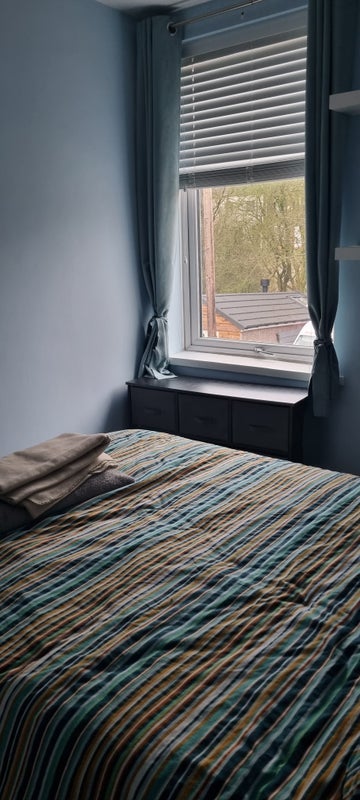 Room Shakerley Road in Tyldesley