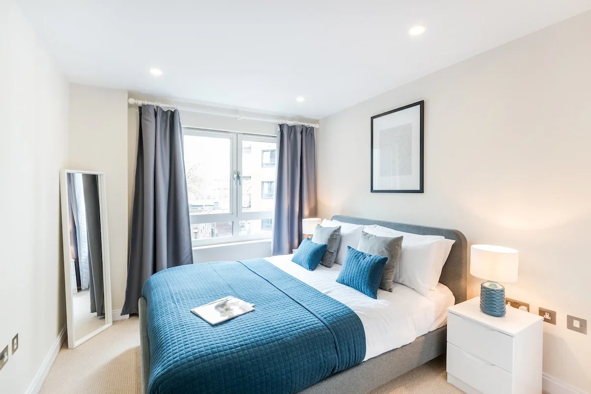 Flat Baltic Street West in Greater London