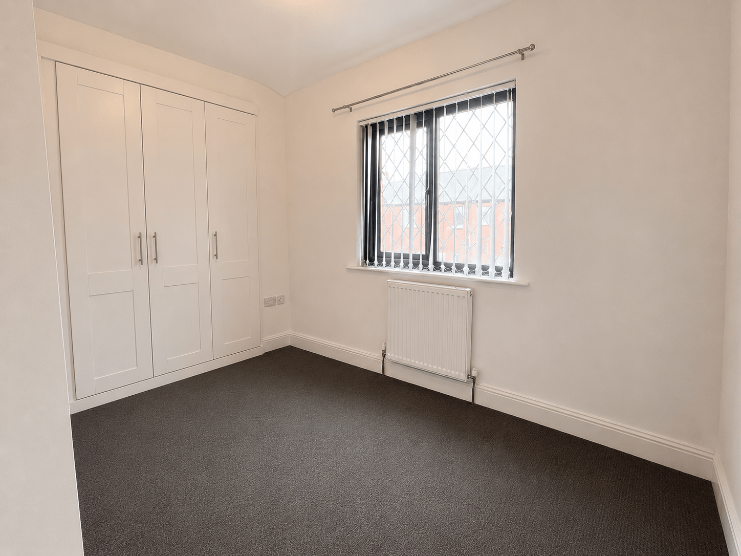 Flat Regents Close in Tandridge