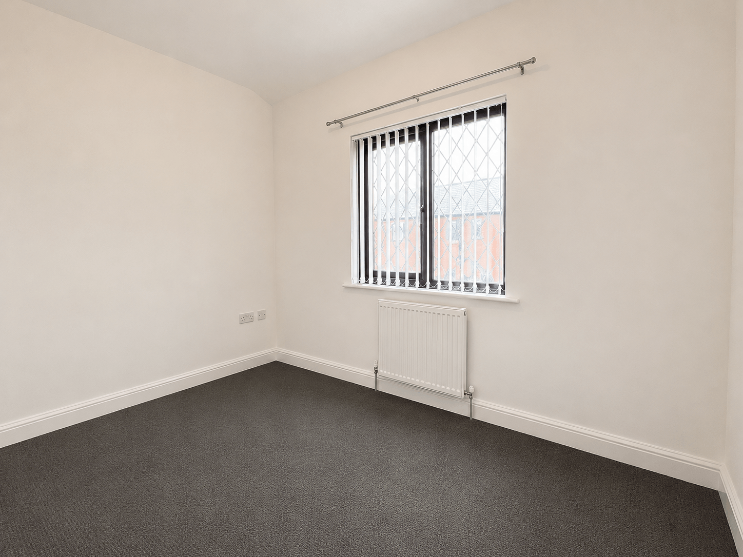 Flat Regents Close in Tandridge
