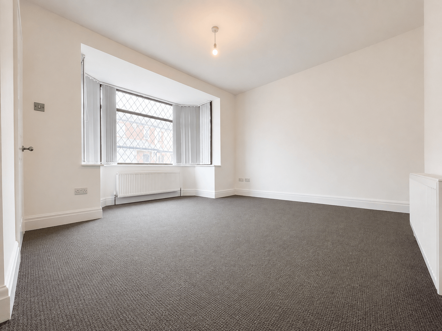 Flat Regents Close in Tandridge