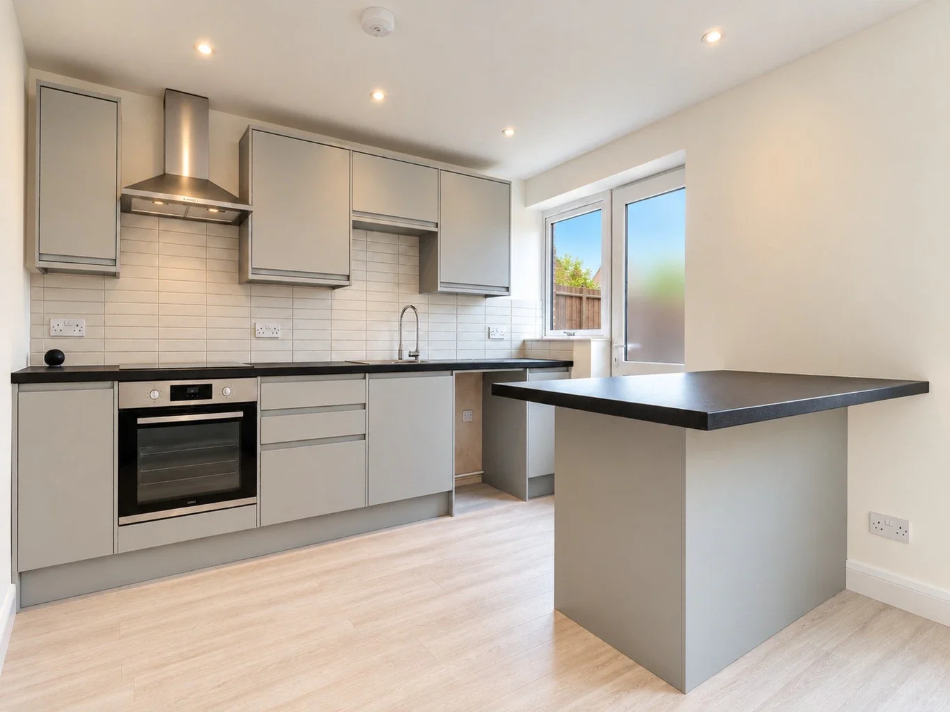 House Elm Close in Huntingdonshire