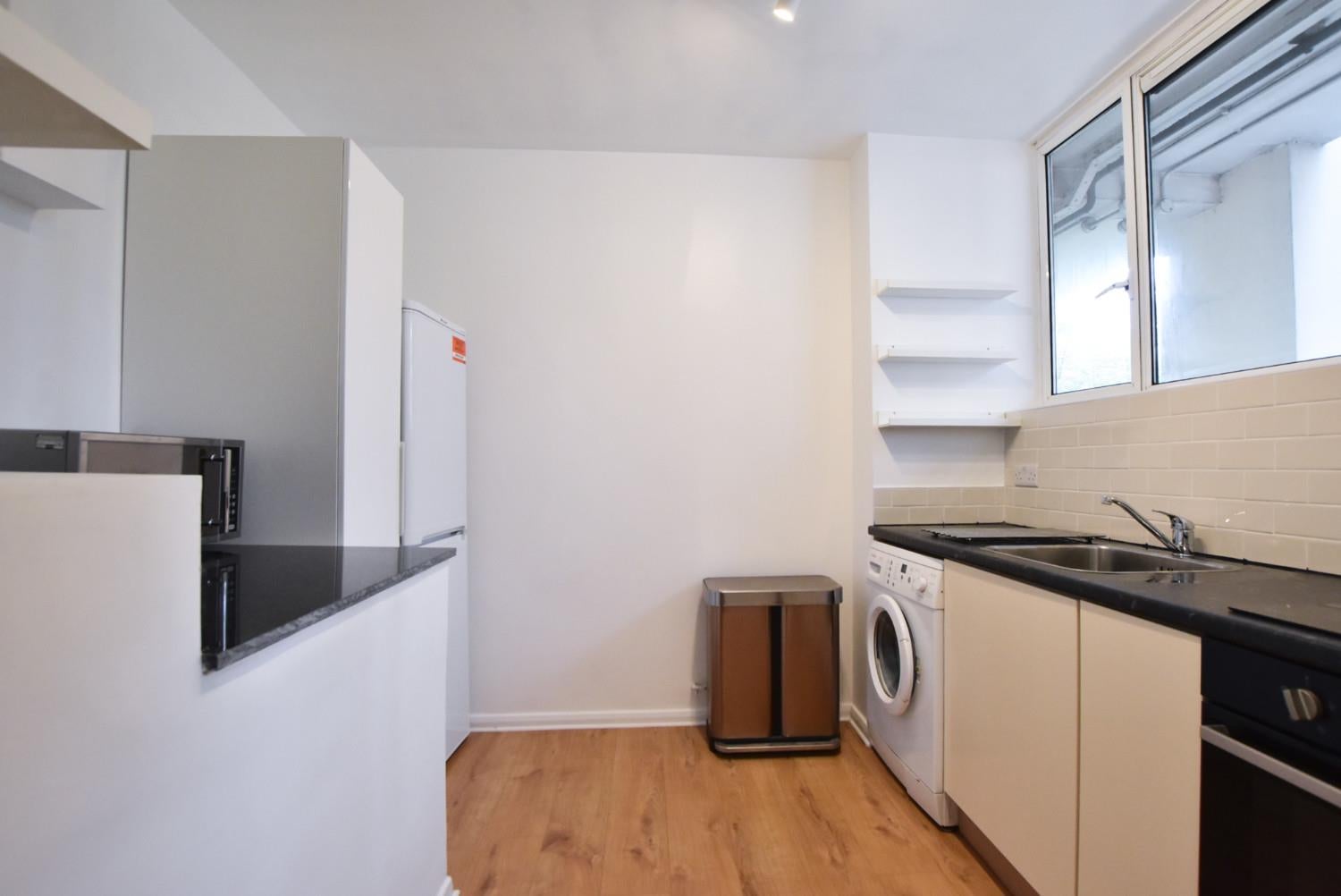 Flat Dorman Way in Greater London