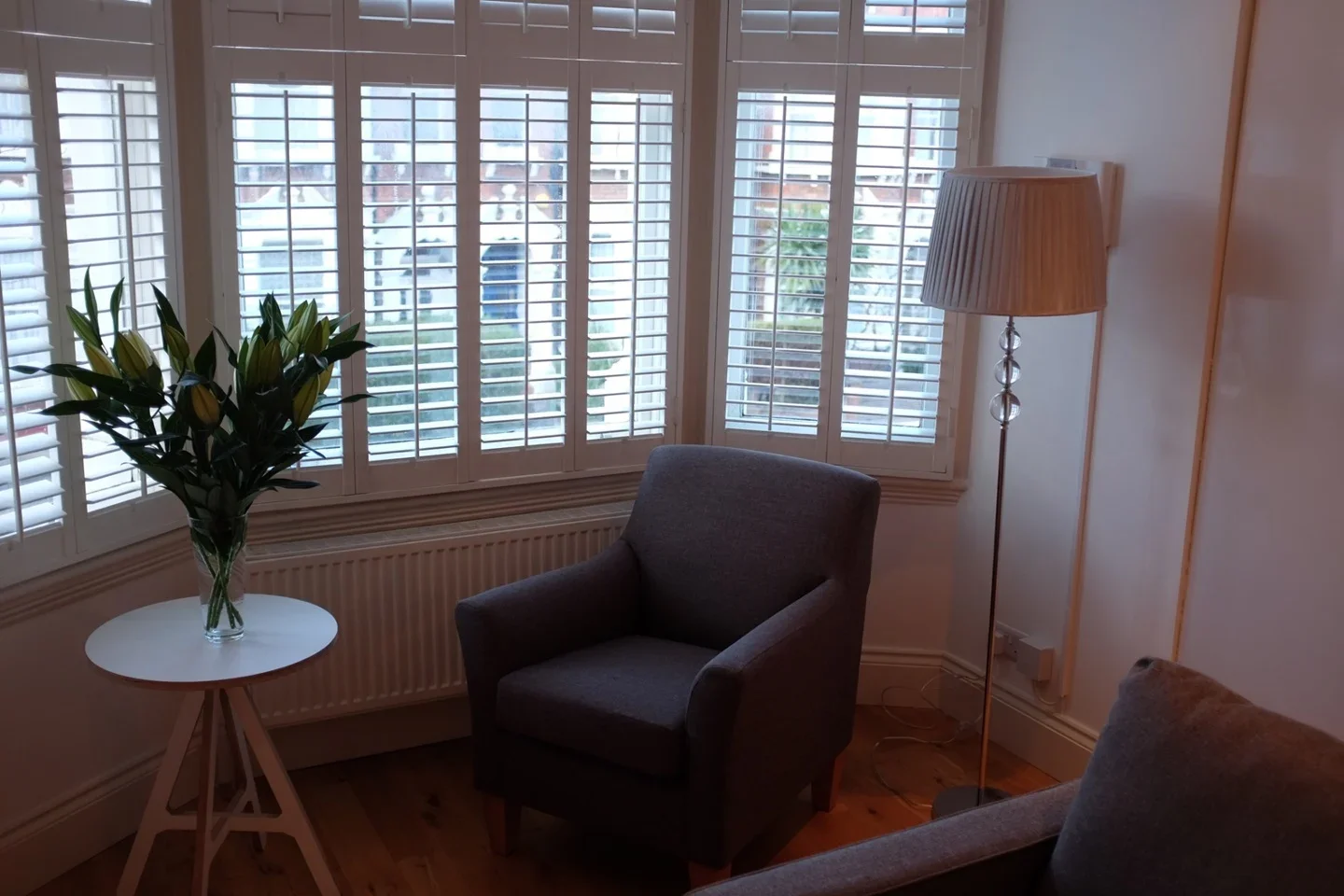 Flat Plympton Road in Greater London