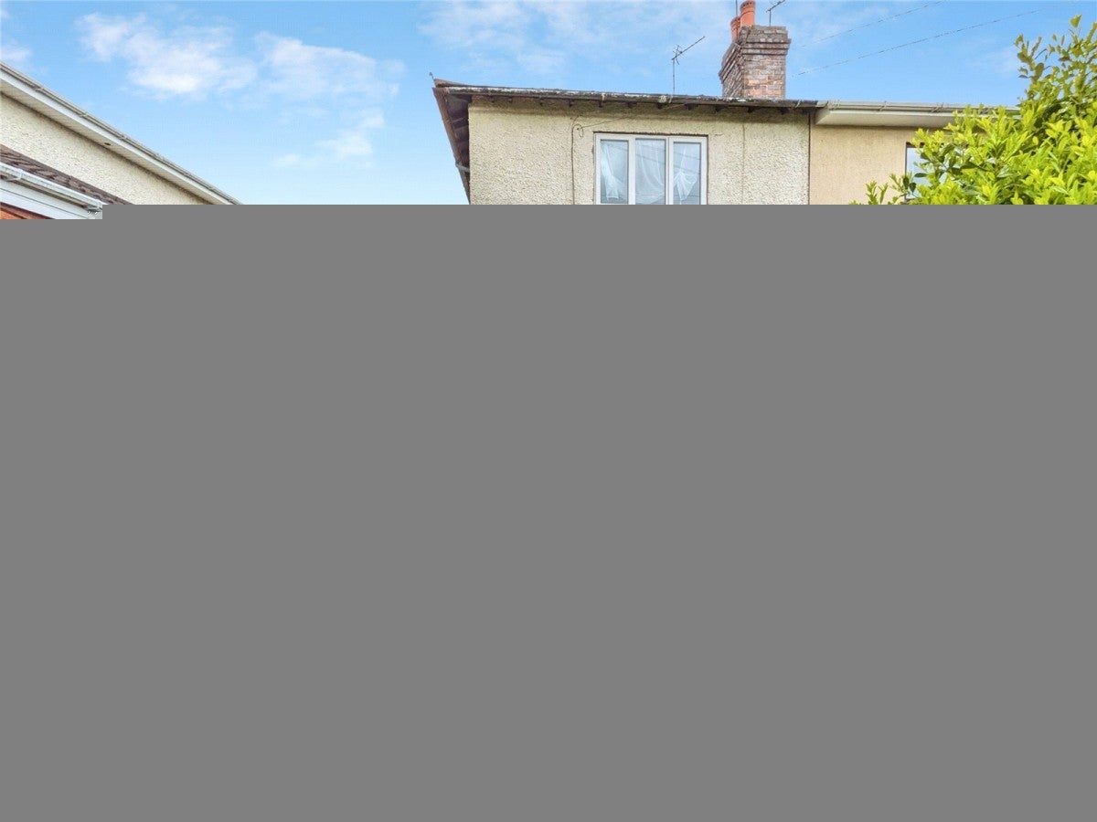 House Ellards Drive in Wolverhampton