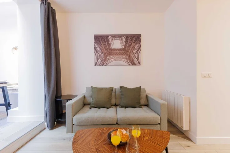 Appartement Rue Marguerite de Rochechouart à Paris