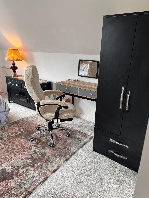 Room Northenden Road in Trafford